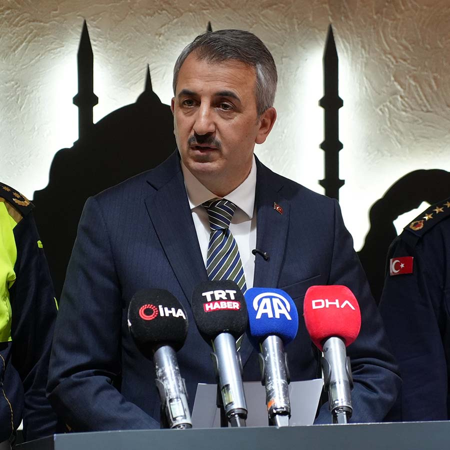 Edirne Valisi Yunus Sezer açıkladı: Meriç Nehri’nde debi düşüyor, taşkın riski yok