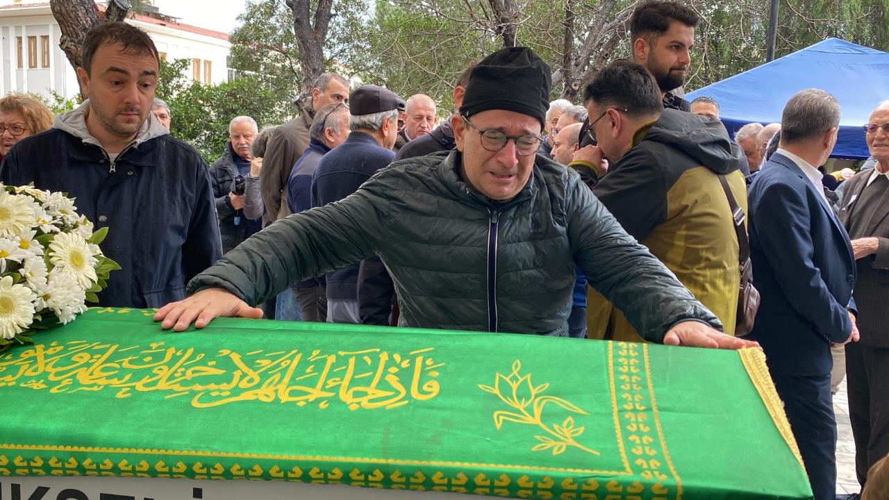 Aydın'da ölü halde bulunan yaşlı çift toprağa verildi