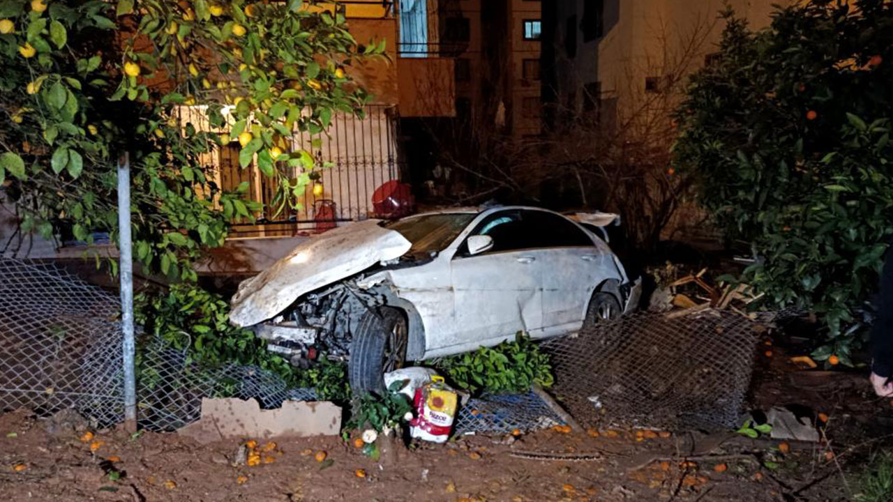 Otoyolda feci kaza! 65 metre şarampole yuvarladı: Ölü ve yaralı var