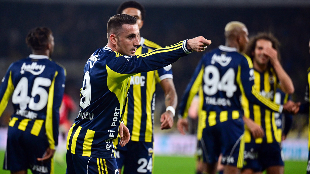 Fenerbahçe'de 3 oyuncu sarı kart ceza sınırında