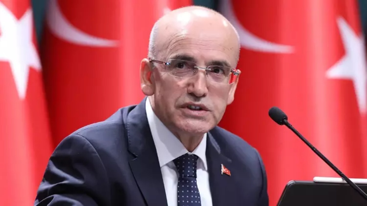 Bakan Şimşek'ten dikkat çeken açıklama: Altın hariç cari fazla verdik