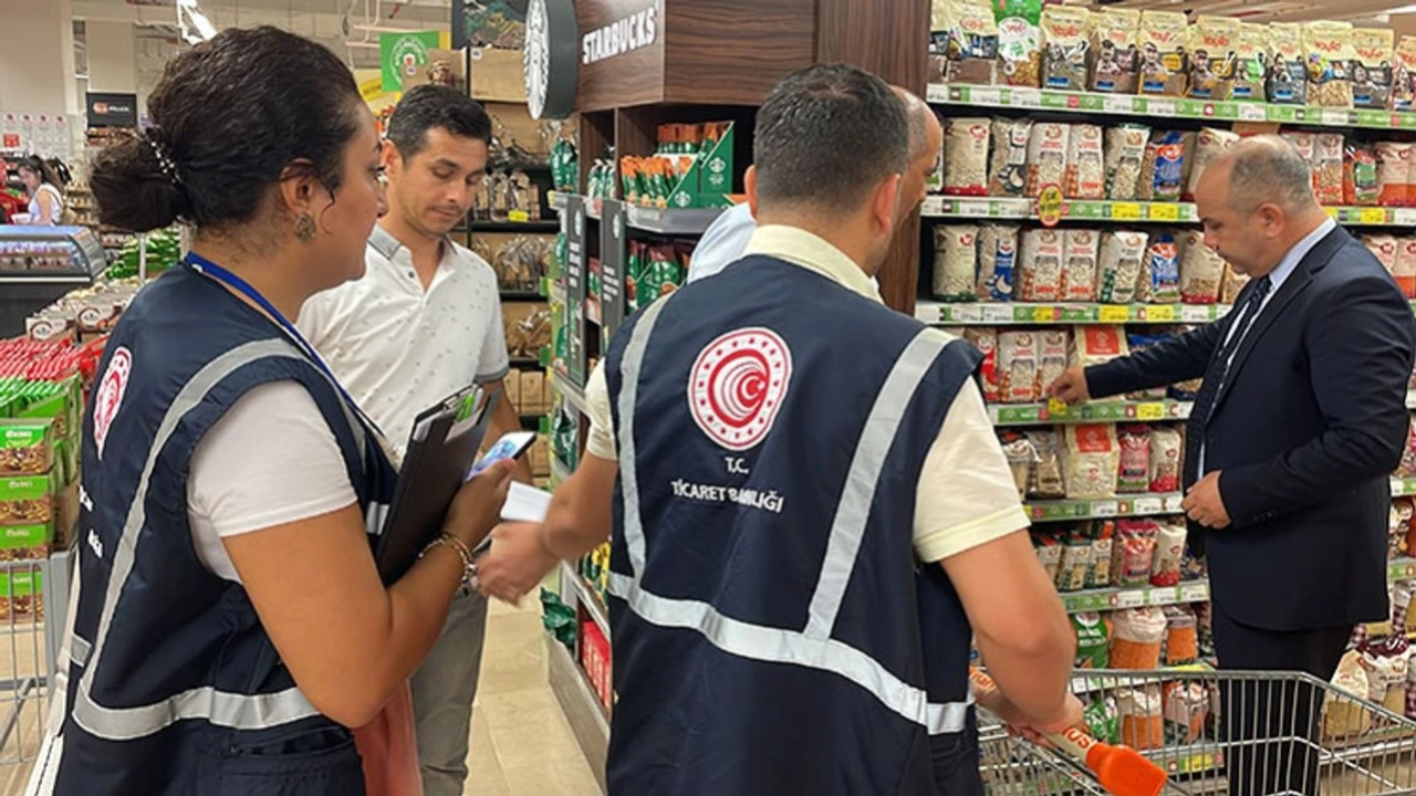 Ticaret Bakanlığı Ramazan ayında piyasayı sıkı tutuyor! Marketlerle indirim anlaşması yapıldı