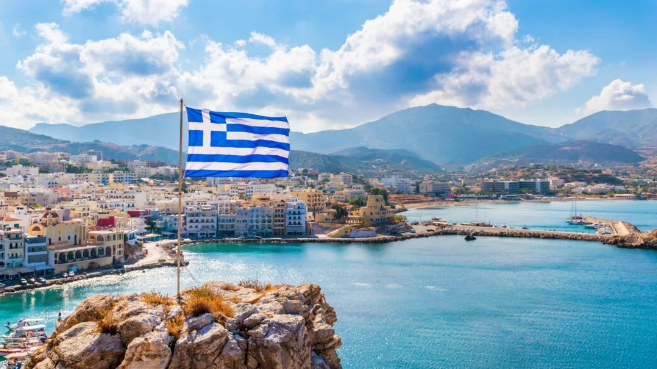 Yunanistan Türk turistlerden memnun kaldı! Hızlı vize uygulaması devam edecek
