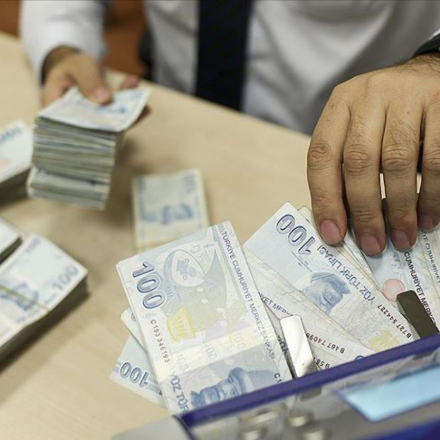 Abdulkadir Uraloğlu duyurdu: PTT'den emeklilere 14 bin liraya kadar geri ödemesiz nakit destek