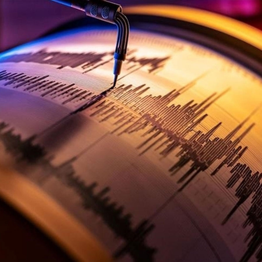 İstanbul'da hatalı deprem bildirimi yürekleri ağza getirdi