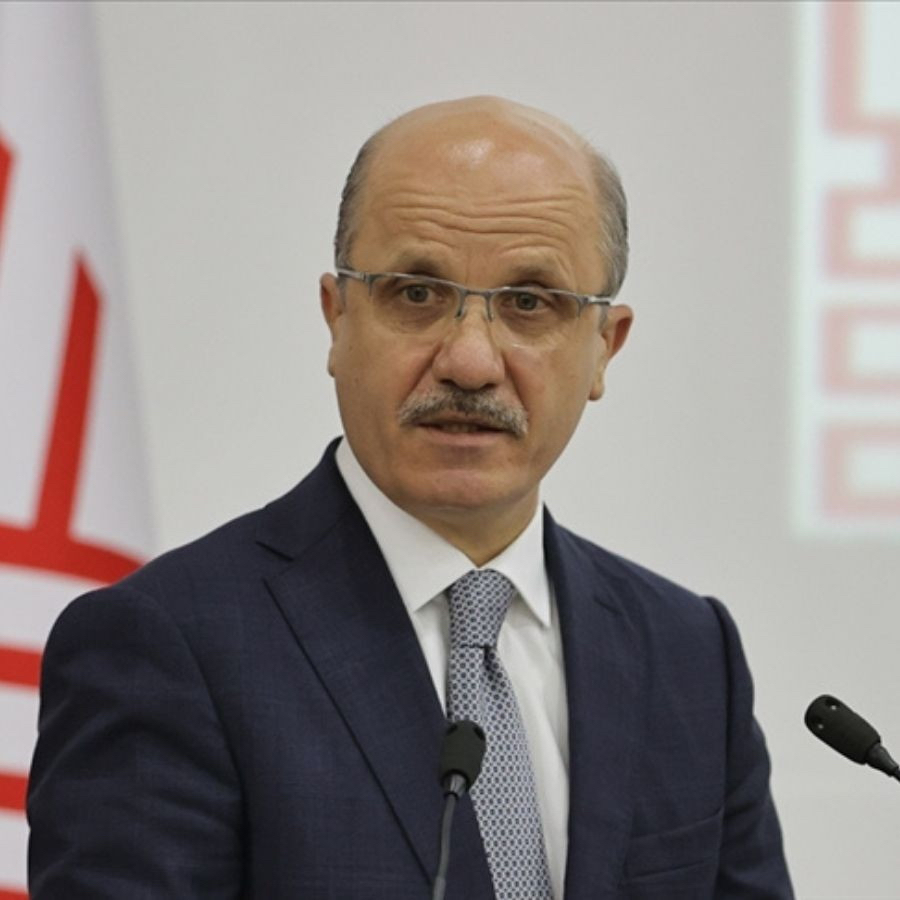YÖK BAŞKANI AÇIKLADI! O bölümlerde kontenjan azaltılıyor..