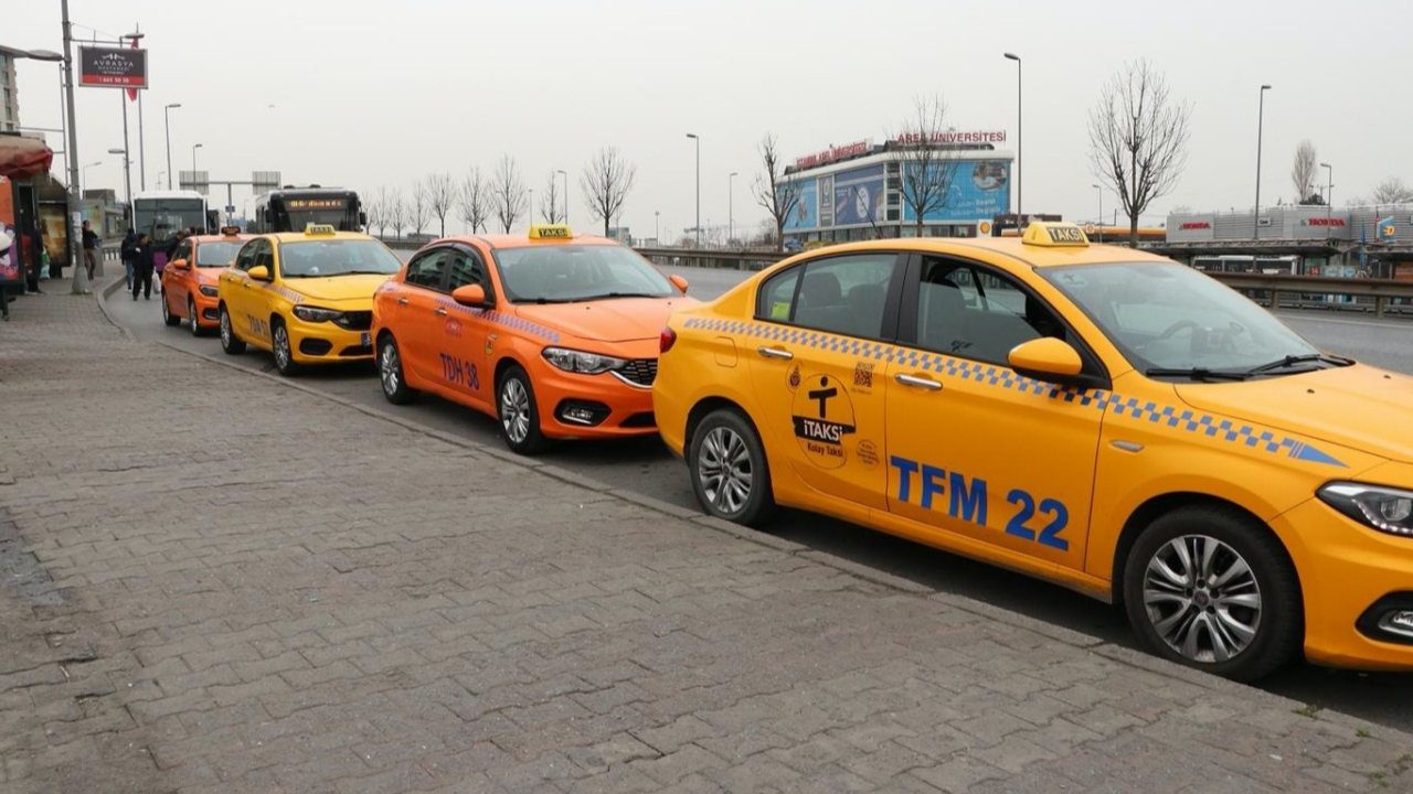 Taksi plakası fiyatlarına vergi darbesi! Fiyatlar bir anda 2 milyon TL düştü