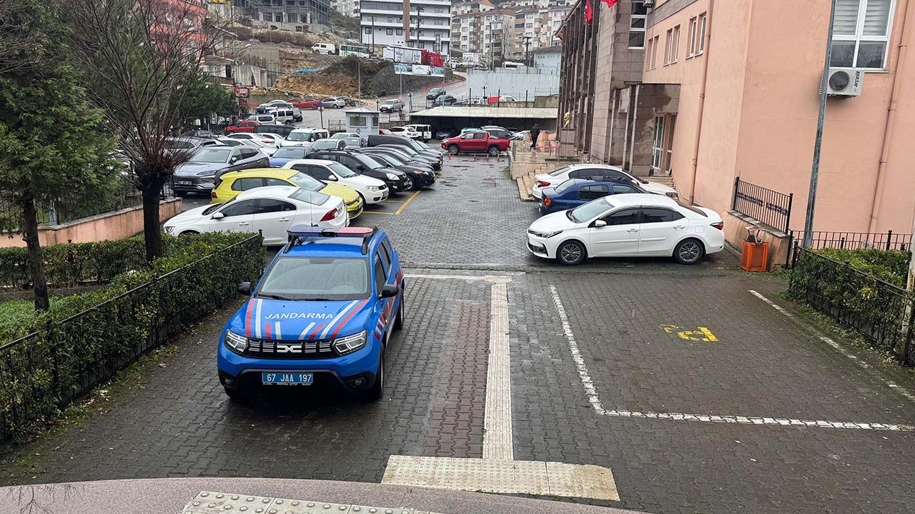 Zonguldak'ta sigara kaçakçılığına yönelik operasyon: 200 bin adet boş makaron ele geçirildi