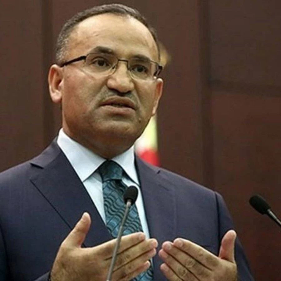 Bekir Bozdağ'dan erken seçim açıklaması: Cumhurbaşkanı Erdoğan yeniden aday olabilir