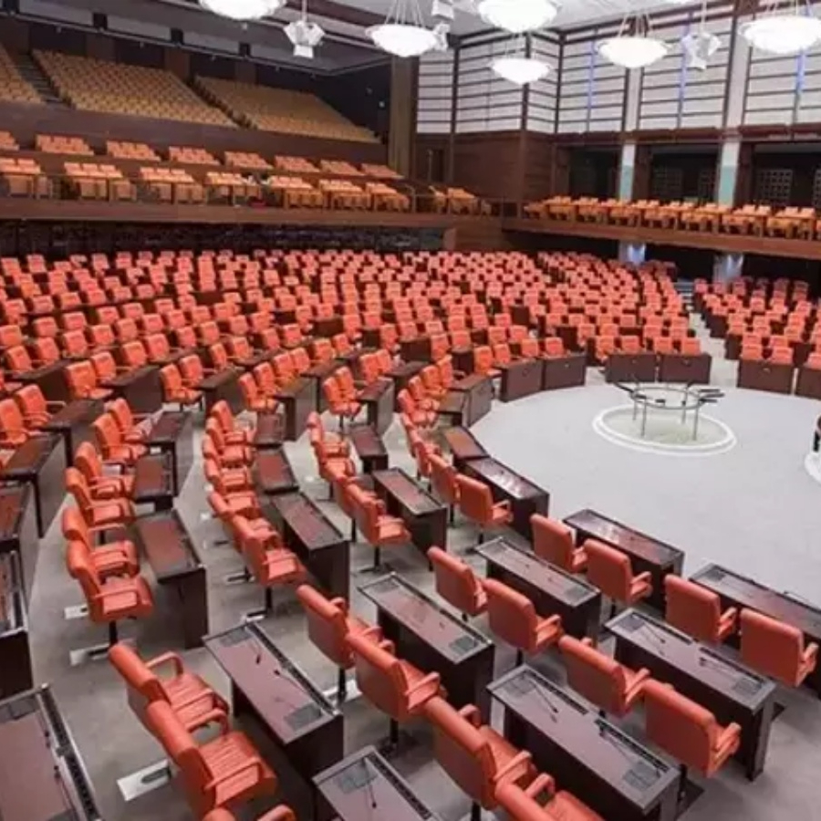 TBMM'de fezleke hareketliliği: CHP'nin iki kurmayı için dokunulmazlık dosyaları Meclis'te!