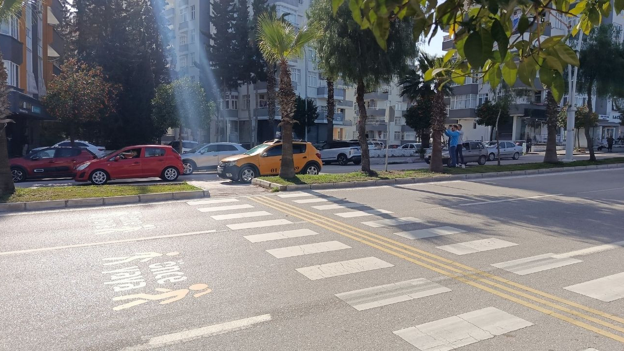 Adana'da motosikletin çarptığı bebek kurtarılamadı: O anlar kamerada