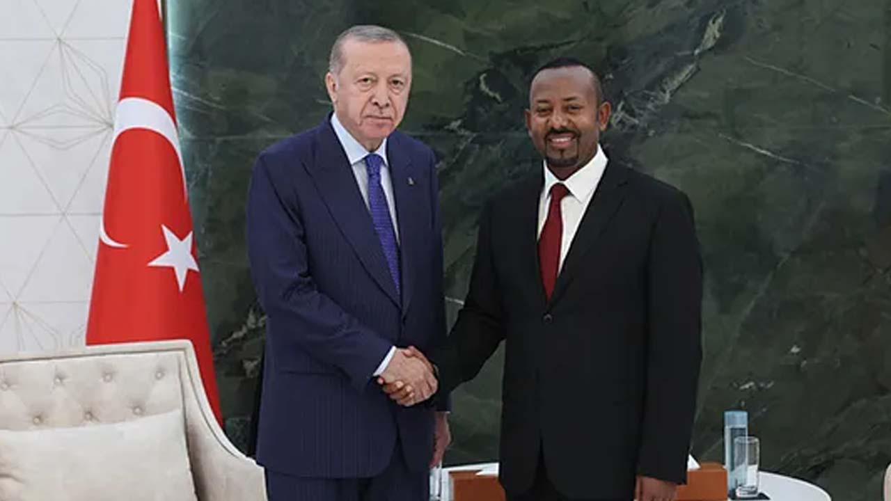 Cumhurbaşkanı Erdoğan'dan Etiyopya Başbakanı Abiy Ahmed ile düzenlenen ortak basın toplantısında önemli mesajlar: "Bölgedeki çatışma ve acılara yenileri eklenmemeli"