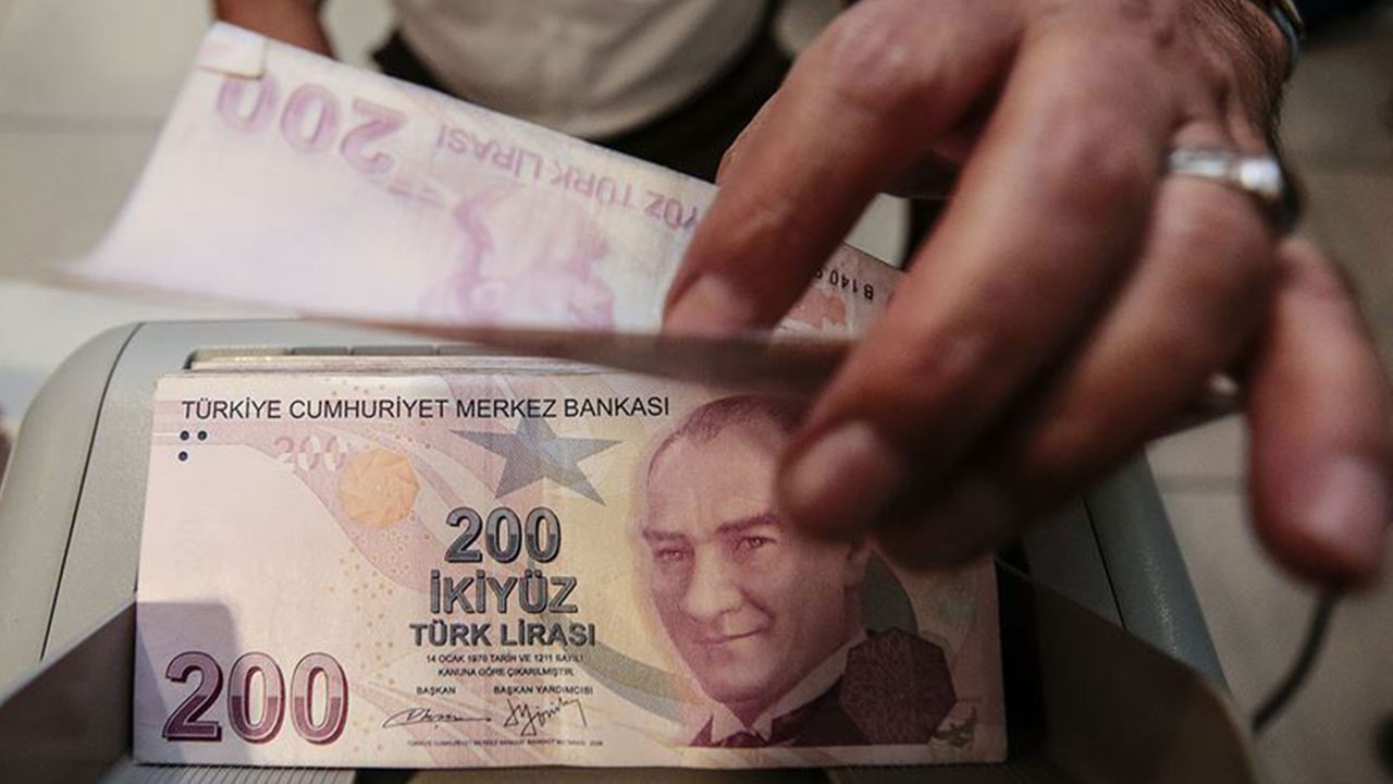 500 bin liranın günlük faizi ne kadar? 500 bin liranın günlük faizi bakın kaç para oldu... Banka banka rakamlar