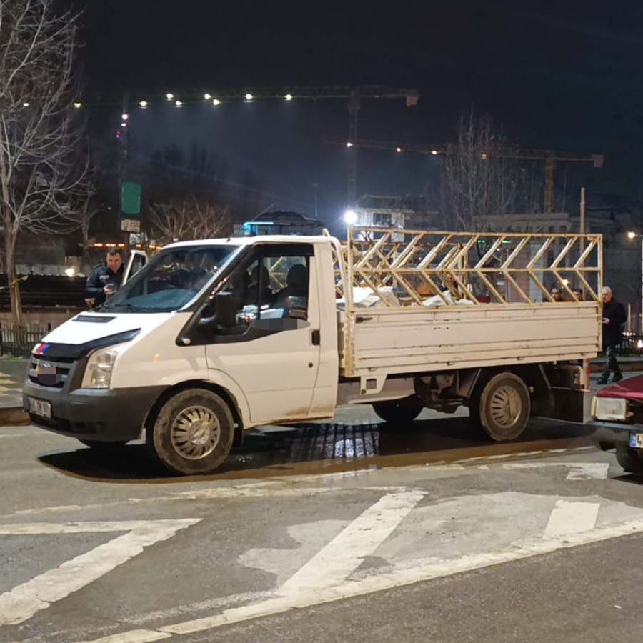 Kahramanmaraş'ta panik anları! Terk edilmiş kamyonet polisi alarma geçirdi