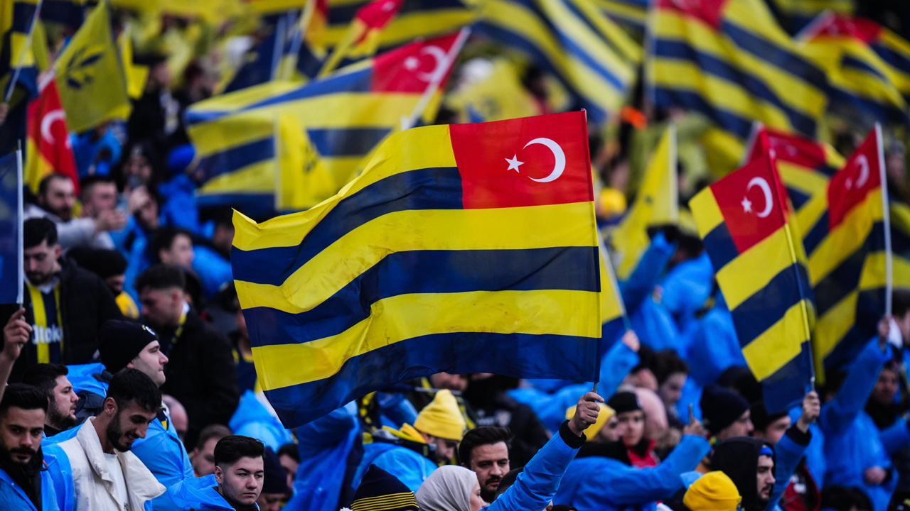 Fenerbahçe Türk Hava Yolları ile sponsorluk anlaşması imzaladı