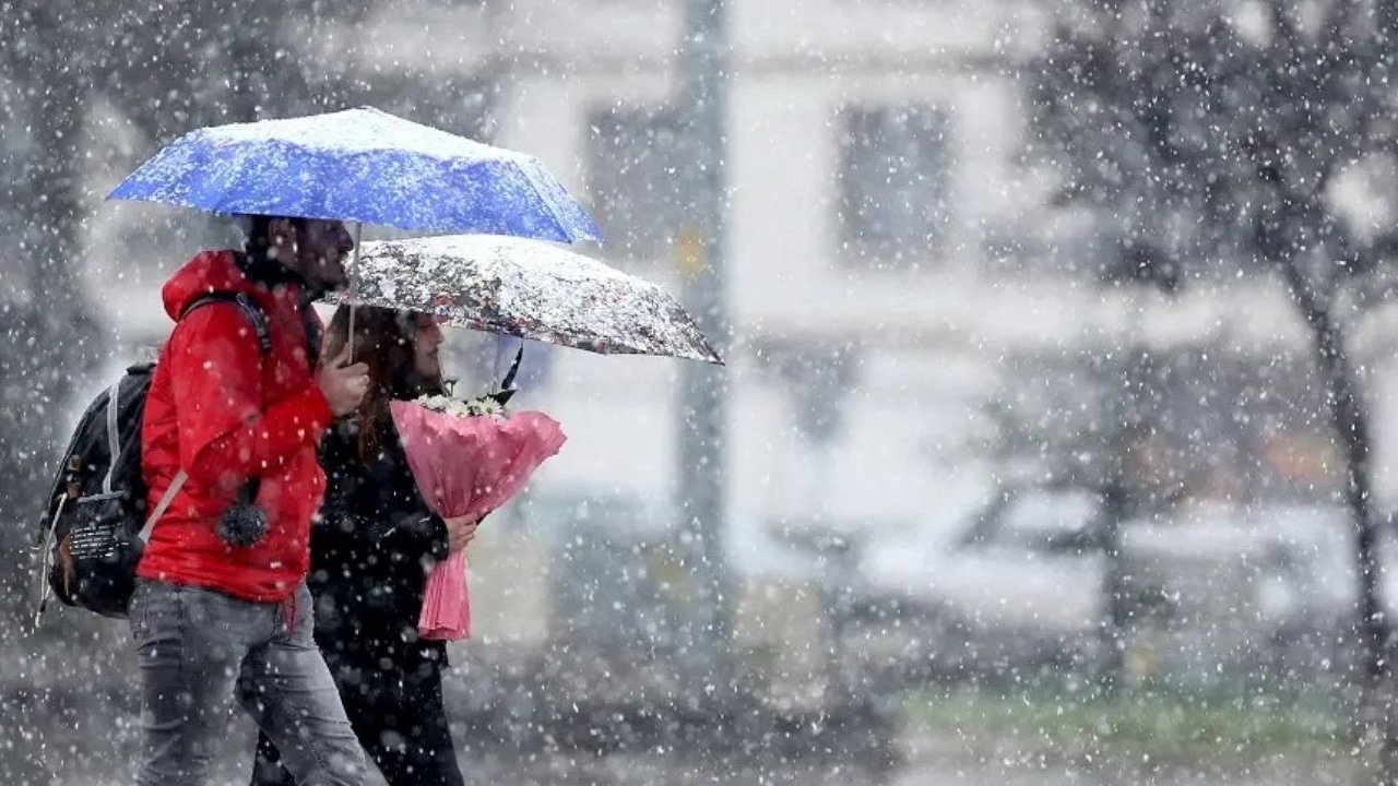 Orhan Şen duyurdu! İstanbul'a cumartesi kar geliyor...