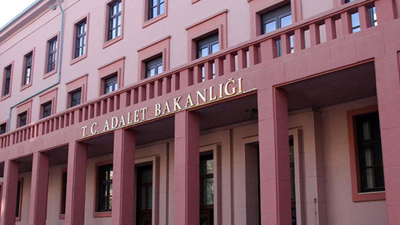 Gizli kalmış dosyaları açıklığa kavuşturacaklar: Adalet Bakanlığı'na bağlı 7 ayrı daire başkanlığı kuruldu