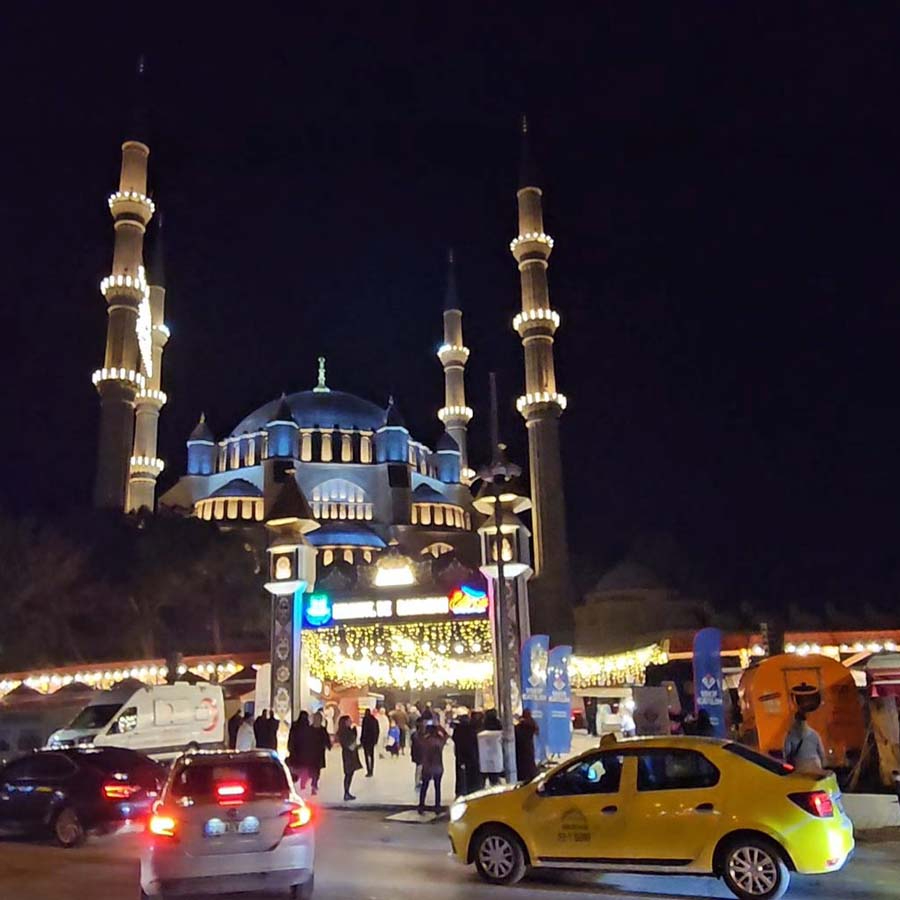Ramazan Sokağı, Selimiye’nin gölgesinde kapılarını açtı