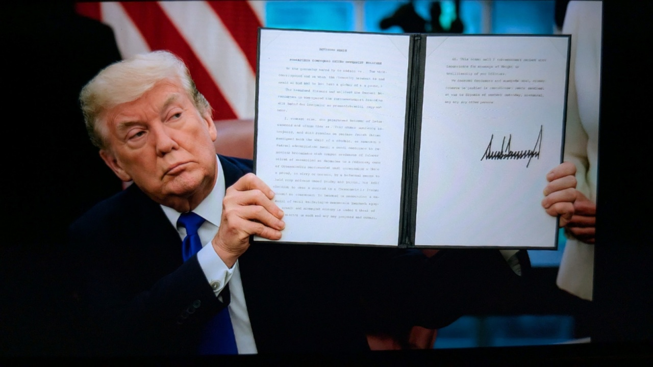 Trump tüm dünyaya ek vergi getirdi! Yüzde 10 küresel tarife imzalandı