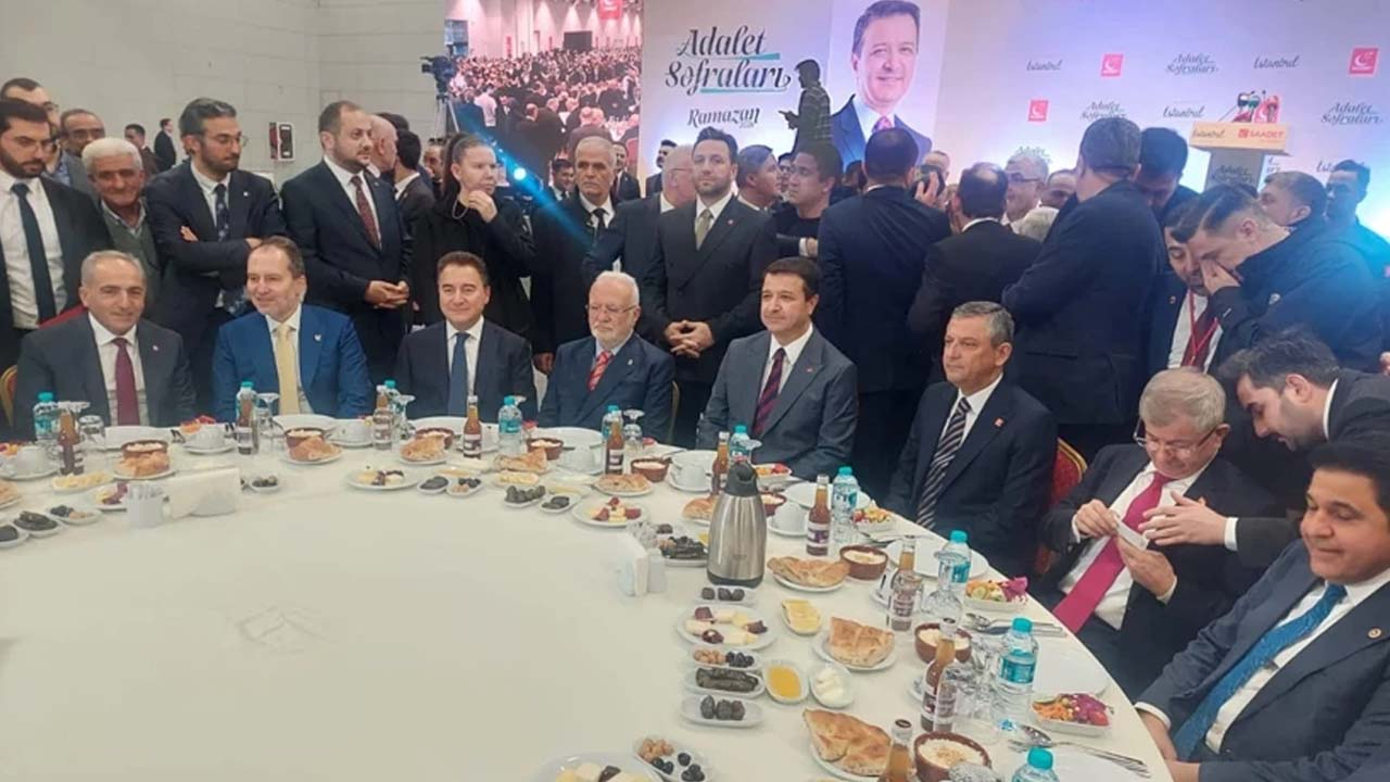 Bütün partiler bu masada buluştu: Ramazan güzelliği diye buna denir