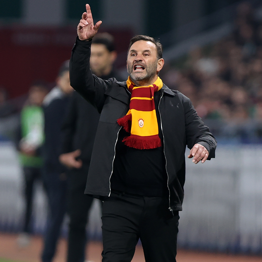 Okan Buruk: "Utanç verici, komedi! 1990'larda mıyız?"