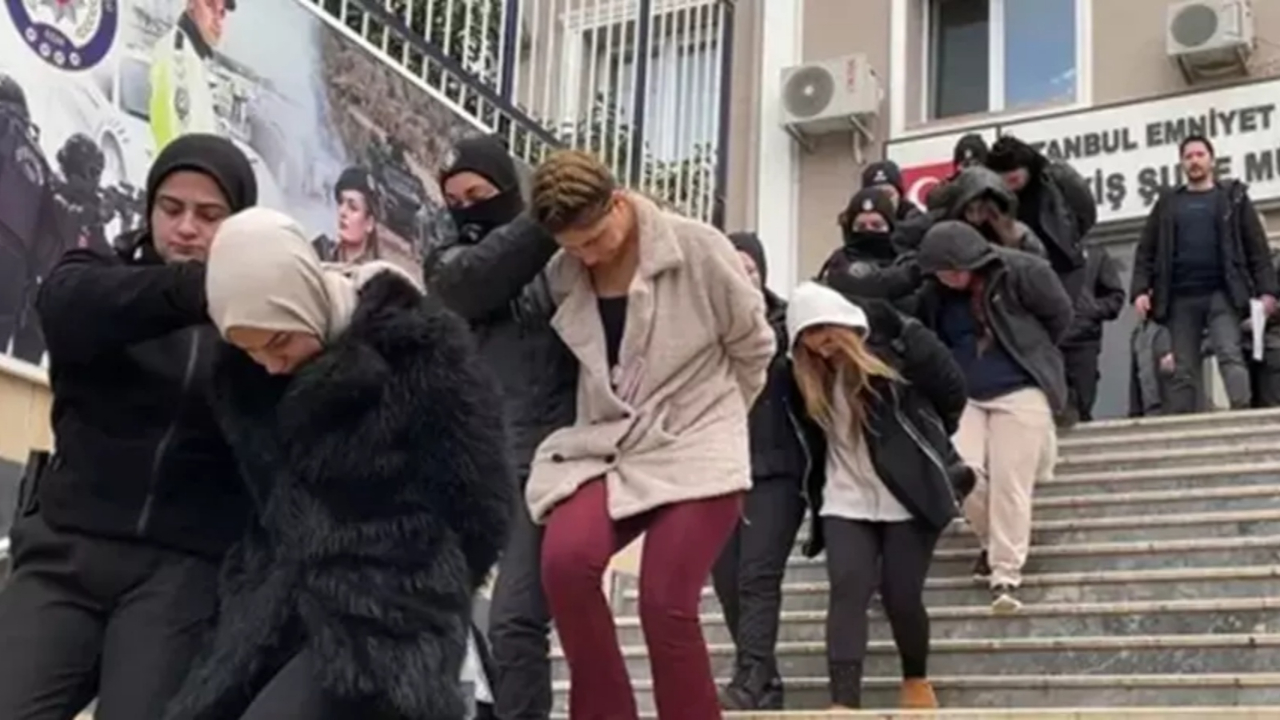 'Şapkalı Volkan'ın sonu geldi: Küçük çocukları suç makinesine çeviren şebekeye darbe! Ünlü yönetmen Seren Yüce'yi vuranlar adliyeye sevk edildi