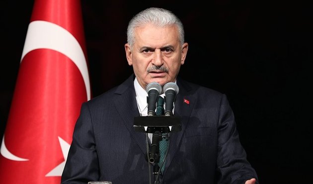 Başbakan Yıldırım: Türkiye bütün varlığıyla depremzede kardeşlerinin yanında