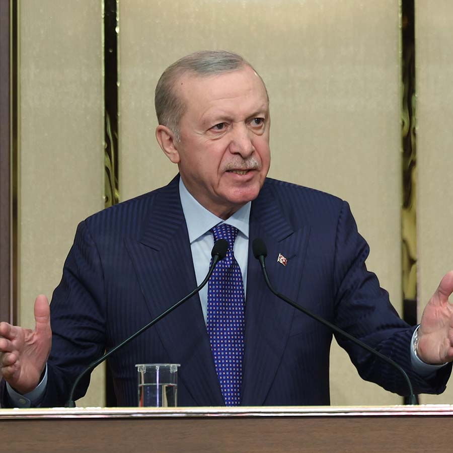 Cumhurbaşkanı Erdoğan: "Her oyunu bozacak, her komployu boşa çıkaracak hazırlığımız var"