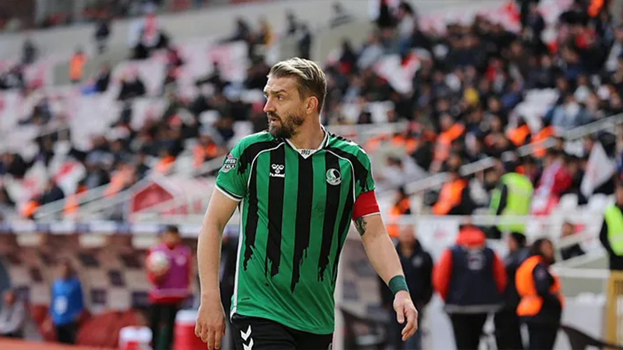 Kırmızı kart sonu oldu! Caner Erkin kovuldu
