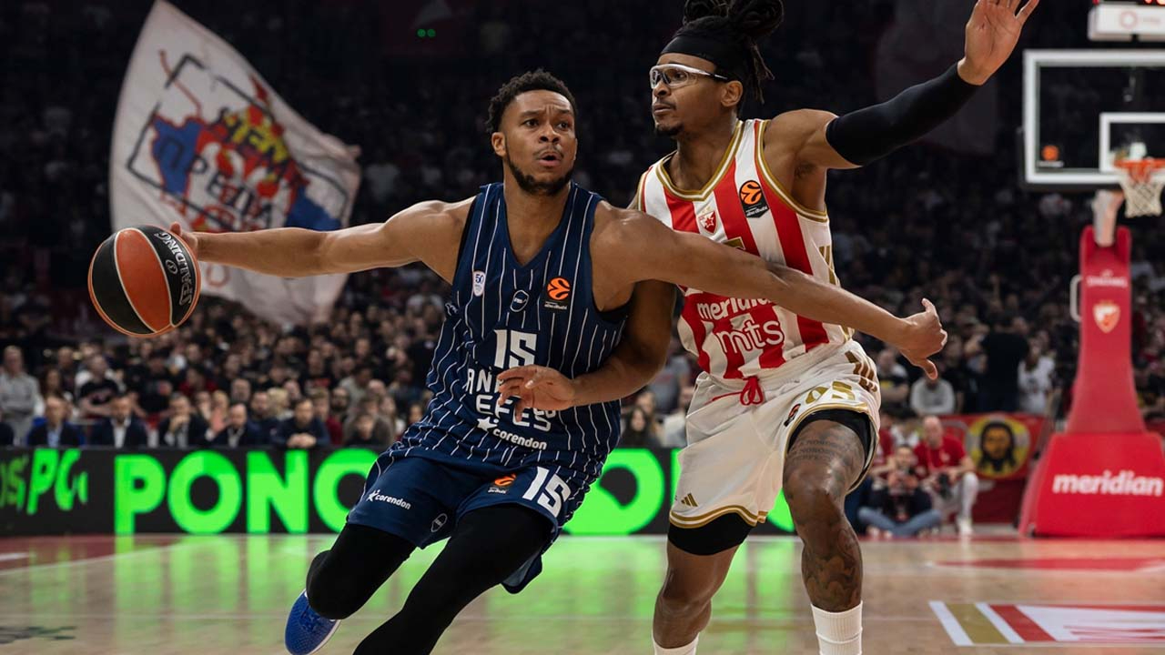 Anadolu Efes Kızılyıldız'a diş geçiremedi: Euroleague'de 20. mağlubiyet