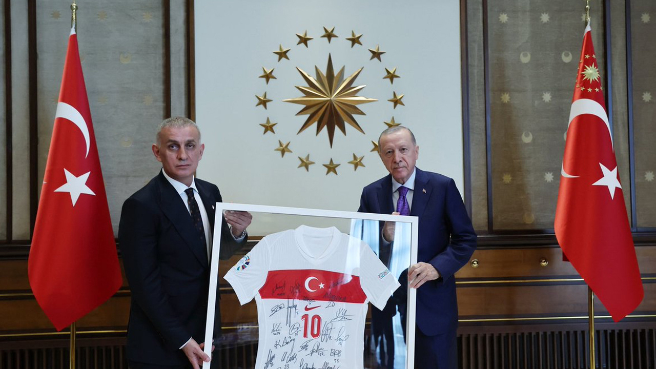 TFF'den Cumhurbaşkanı Recep Tayyip Erdoğan'a doğum günü kutlaması