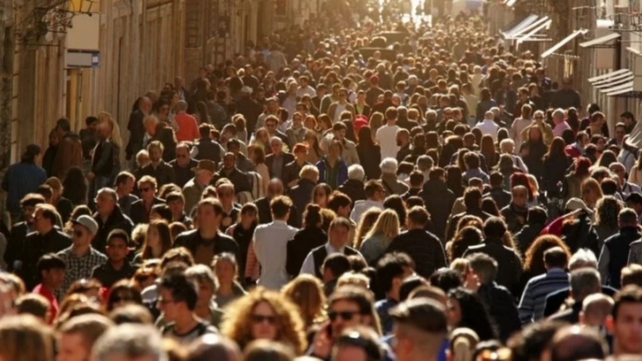 İstanbul’un en kalabalık mahallesi belli oldu! 3 ilin nüfusunu solladı