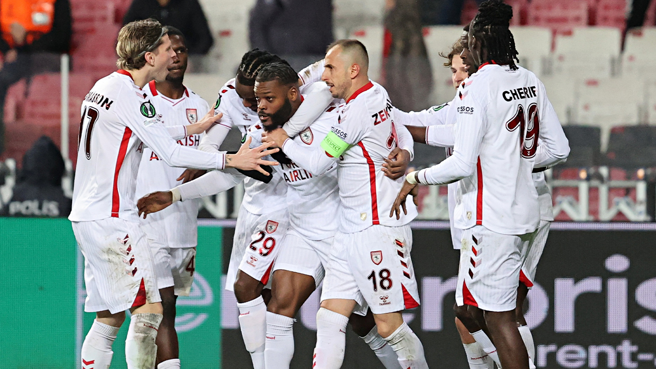 Samsunspor'da Mouandilmadji krallık yarışında zirvede