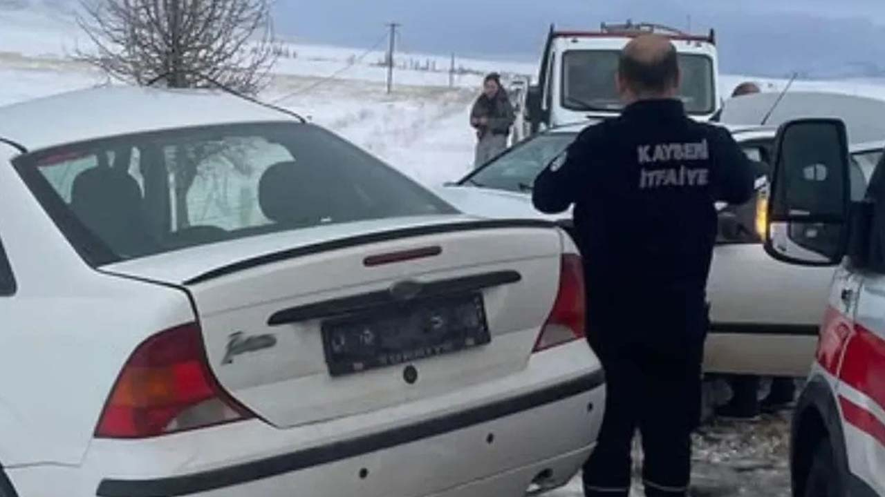 Kayseri’de iki otomobil çarpıştı: 1 ölü, 1 yaralı