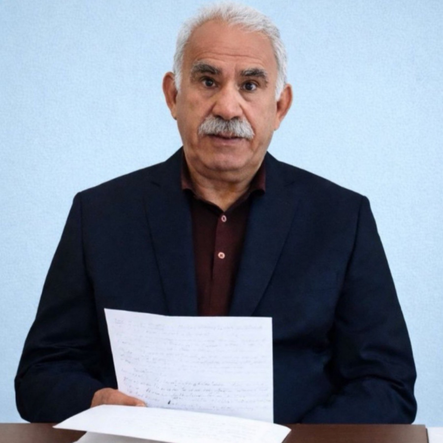 Öcalan'ın yeni mesajının şifreleri neler? İmralı'nın yeni yol haritası: Flaş "Demokratik Entegrasyon" ve "Anayasal Vatandaşlık" detayı...
