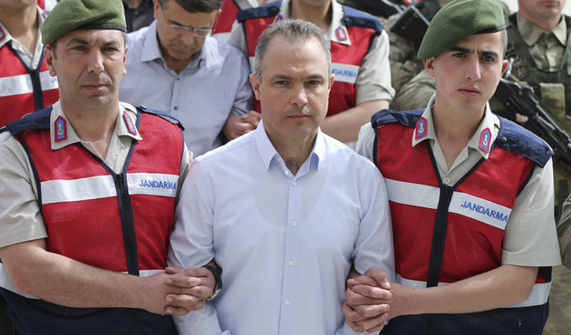 Orgeneral Akar'ın eski yaveri önceki ifadelerini reddetti!