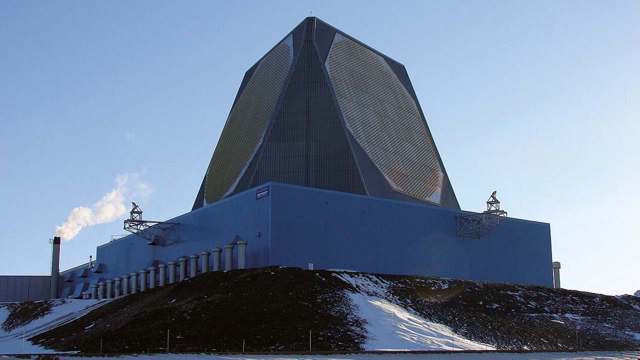 İran ABD'nin erken radar sistemini vurdu: Değeri 1.1 milyar dolar