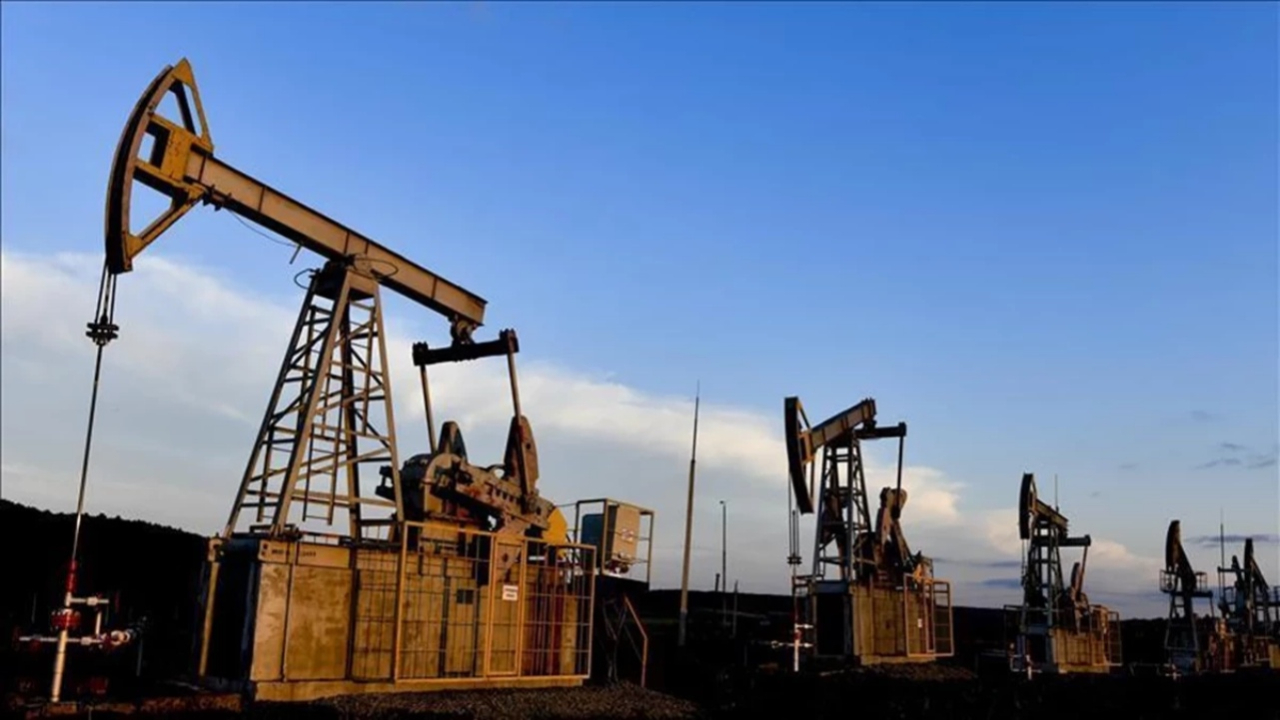 Piyasalar yangın yeri! Brent petrolde fiyatlar yüzde 10 artabilir