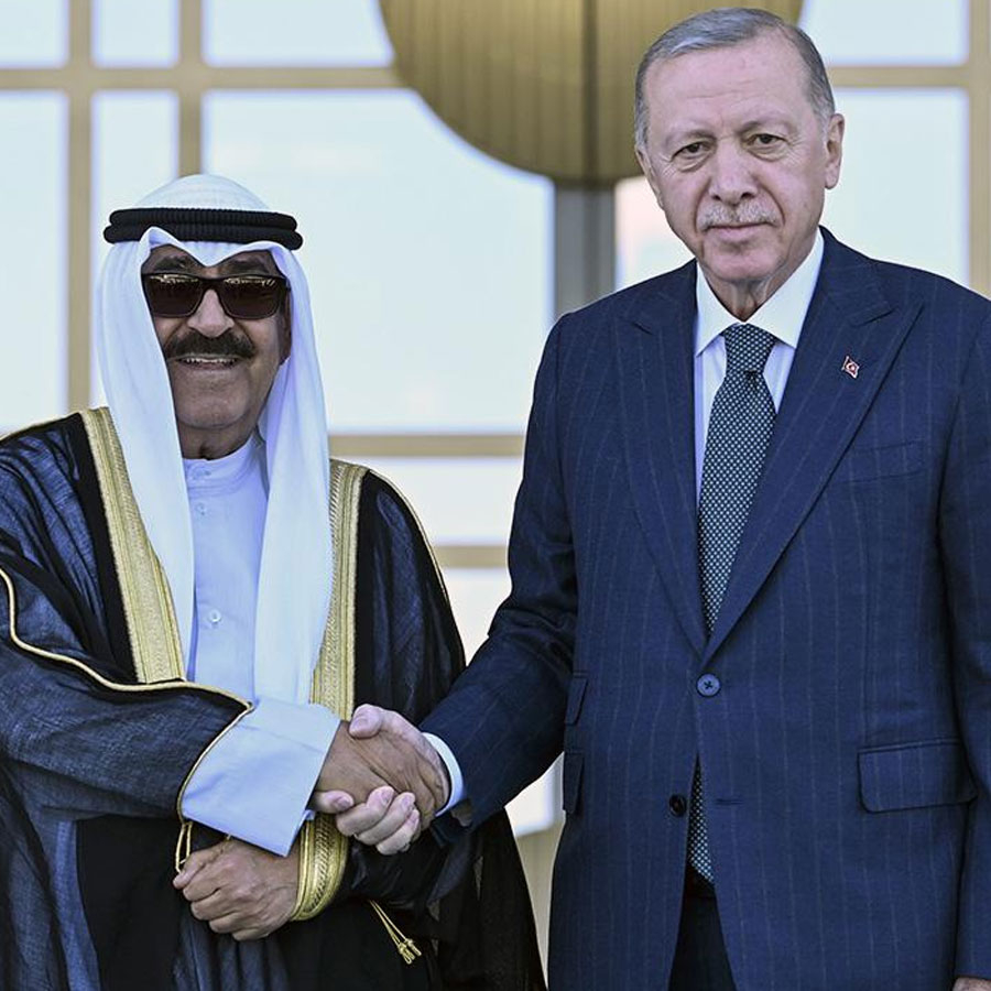 Cumhurbaşkanı Erdoğan Kuveyt Emiri ile görüştü