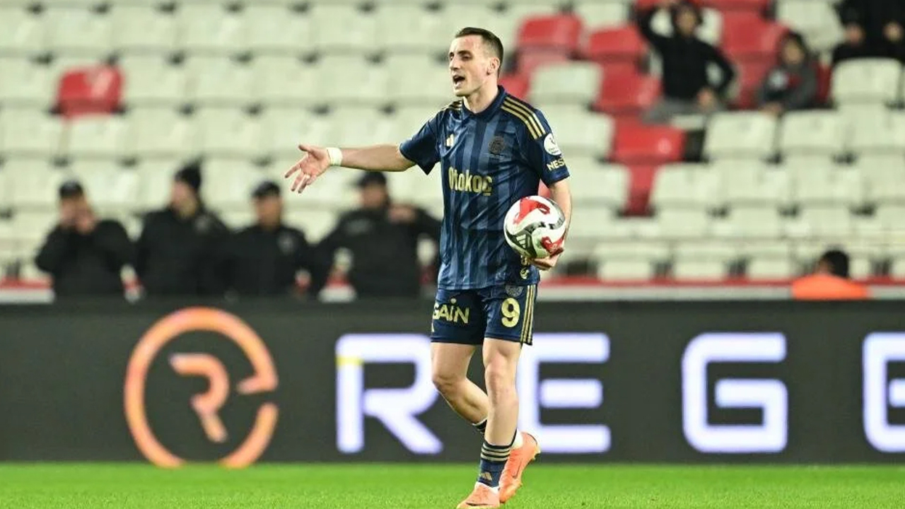 Oyundan çıkarılan Kerem'den tepki
