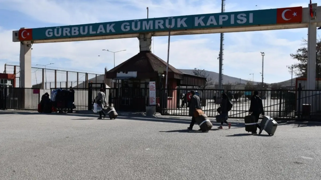 Türkiye'den İran kararı! Sınırda alarm verildi: Türkiye-İran kapılarında günübirlik yolcu geçişleri durduruldu!