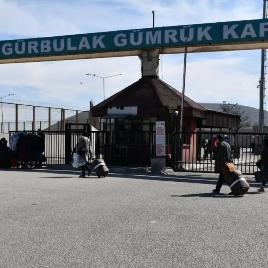 Türkiye'den İran kararı! Sınırda alarm verildi: Türkiye-İran kapılarında günübirlik yolcu geçişleri durduruldu!