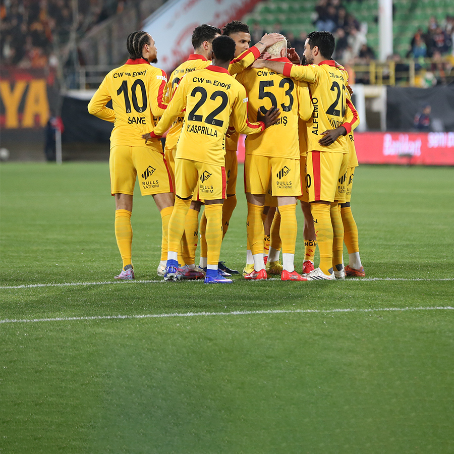 Galatasaray'a Beşiktaş derbisi öncesi 3 yıldızından müjdeli haber! Okan Buruk son kararını verdi