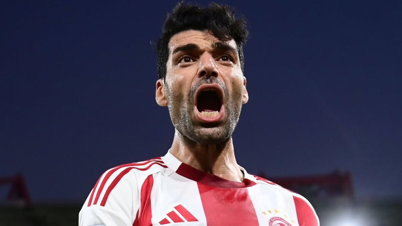 'İranlı yıldız futbolcu Mehdi Taremi savaşmak için orduya katılmaya karar verdi'