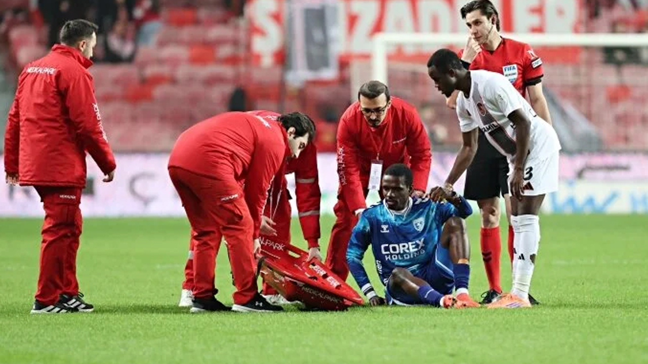Fenerbahçe maçı öncesi yıkan sakatlık haberi! Kulüpten açıklama geldi
