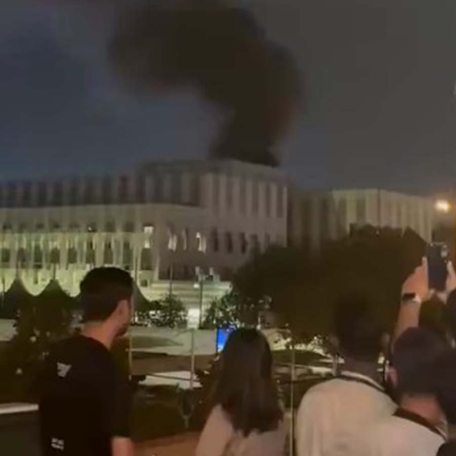 İran'dan İHA saldırısı! Dubai'de ABD Konsolosluğu vuruldu!