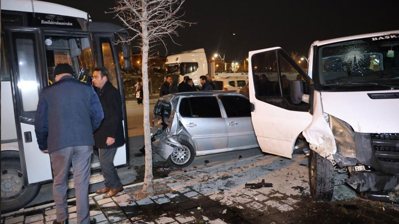 Önce kaza, sonra kavga ettiler: Yaralılar var