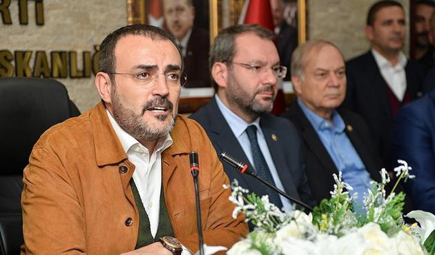 AK Parti Sözcüsü Ünal'dan flaş açıklama! "Türkiye'yi uçurum kenarından çekip aldık"