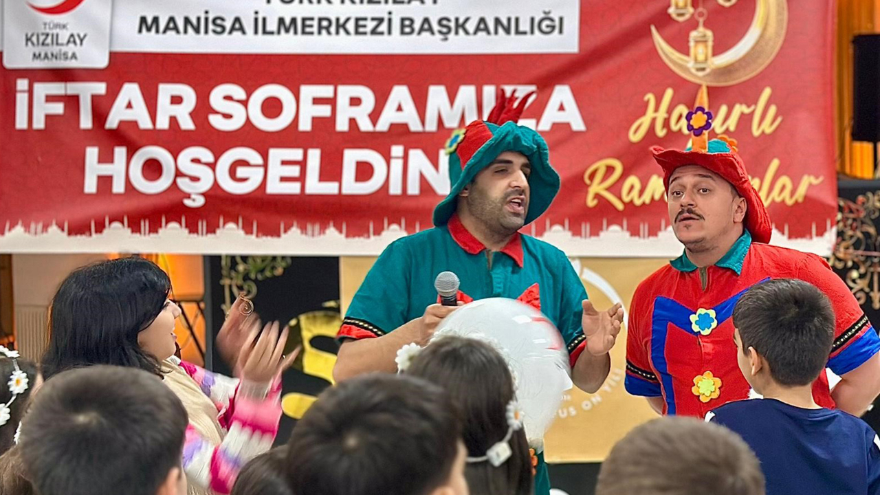 Türk Kızılay’dan, Manisa'da yetimler için özel iftar