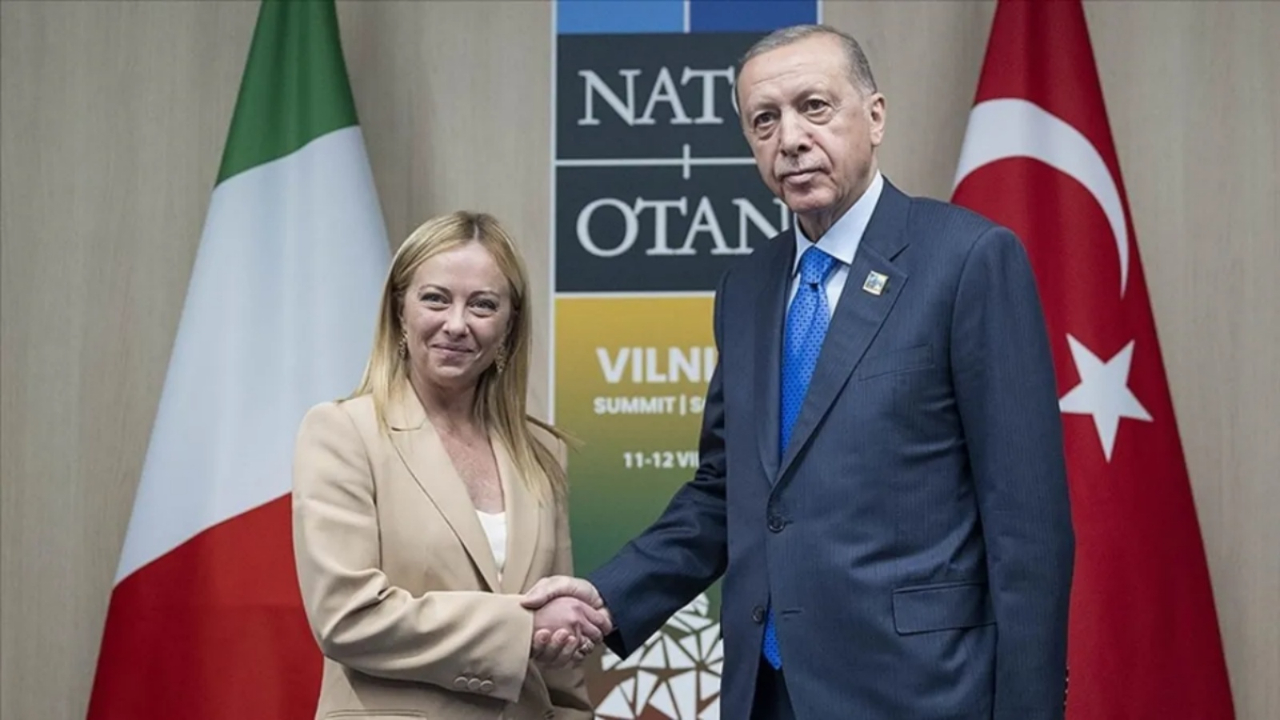 Cumhurbaşkanı Erdoğan, Meloni ile görüştü! NATO müttefiklerine savunma çağrısı...